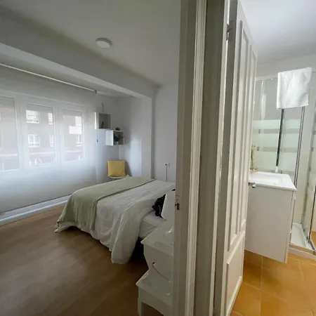 Pelayo Playa Y Centro * Gijón