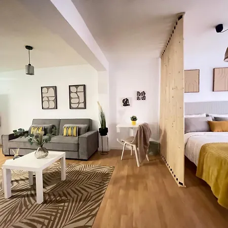 Pelayo Playa Y Centro * Gijón